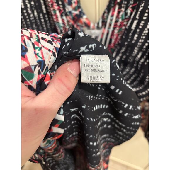 Parker Women's Long Sleeve Deep V-Neck Mini Dress Size XS 00-4 - Picture 5 of 6